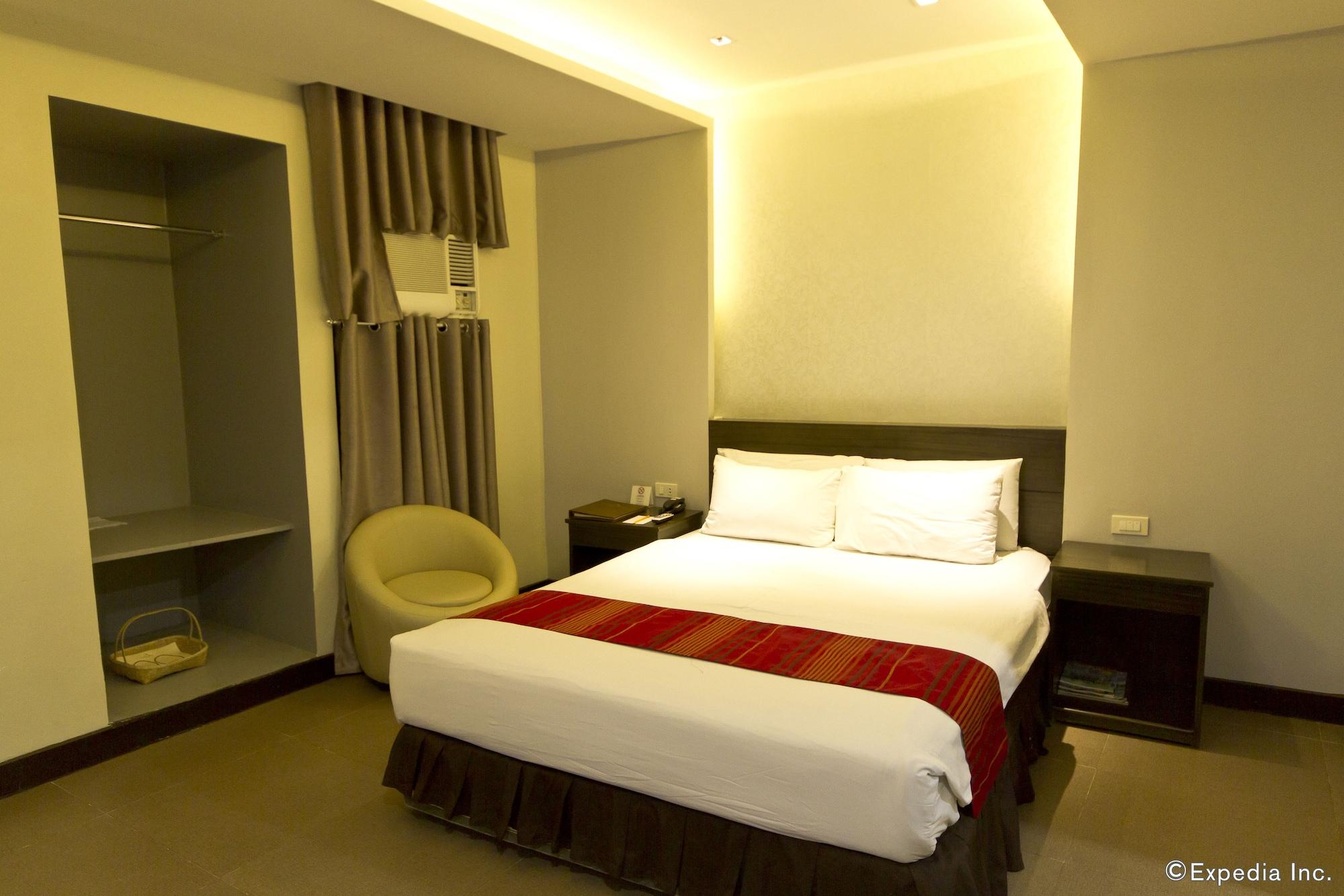 Castle Peak Hotel Cebu Exterior foto